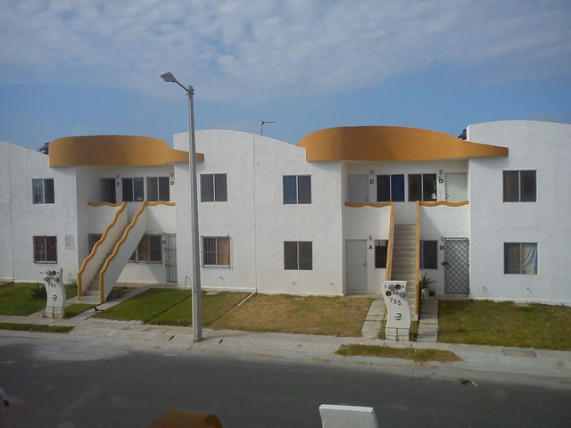 ESTACIONAMIENTO